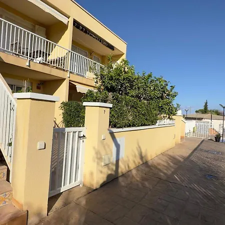 Con Piscina Y Vistas Al Mar Desde 65 Euros Por Dia Alcanar