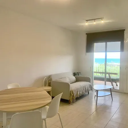 Con Piscina Y Vistas Al Mar Desde 65 Euros Por Dia *